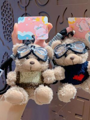 cartoon plush trendy cool bear keychain, schoolbag small pendant, cute couple bag doll keychain