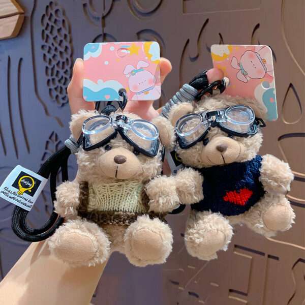 cartoon plush trendy cool bear keychain, schoolbag small pendant, cute couple bag doll keychain