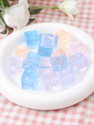 Transparent ice cube squeeze toy cat paw, transparent and clear, stress-relieving jelly wax