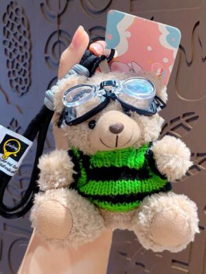 Cartoon plush trendy cool bear keychain, schoolbag small pendant, cute couple bag doll keychain