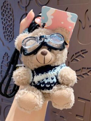 Cartoon plush trendy cool bear keychain, schoolbag small pendant, cute couple bag doll keychain