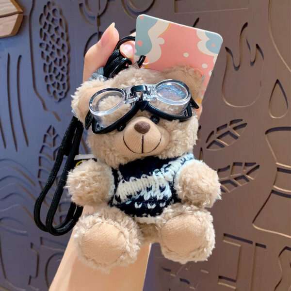 cartoon plush trendy cool bear keychain, schoolbag small pendant, cute couple bag doll keychain
