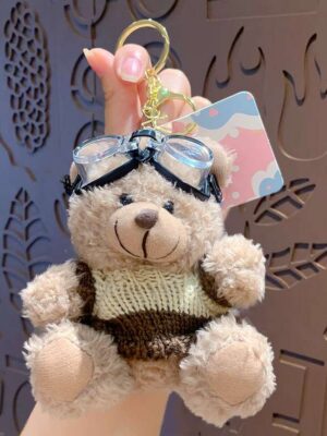 Cartoon plush trendy cool bear keychain, schoolbag small pendant, cute couple bag doll keychain