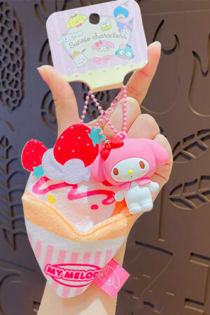 Authentic Sanrio Cartoon Beaded Bracelet Keychain, Creative Kuromi Car & Bag Key Chain Doll Pendant