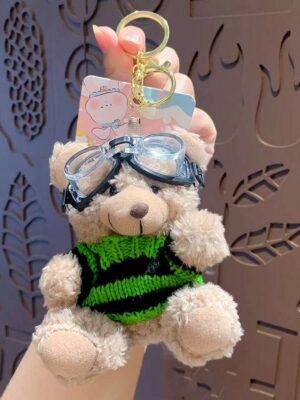 Cartoon plush trendy cool bear keychain, schoolbag small pendant, cute couple bag doll keychain
