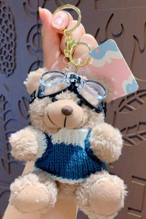 Cartoon plush trendy cool bear keychain, schoolbag small pendant, cute couple bag doll keychain