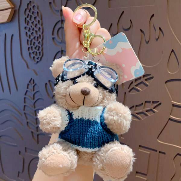 cartoon plush trendy cool bear keychain, schoolbag small pendant, cute couple bag doll keychain