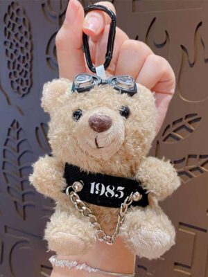 Cartoon plush trendy cool bear keychain, schoolbag small pendant, cute couple bag doll keychain
