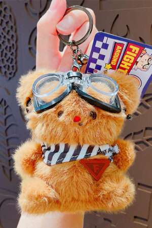Cartoon plush trendy cool bear keychain, schoolbag small pendant, cute couple bag doll keychain