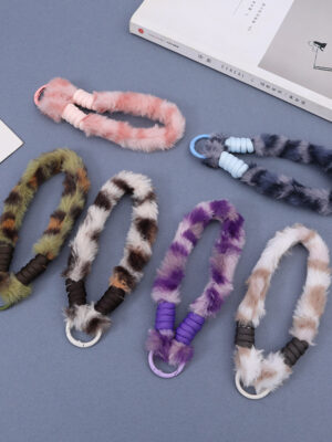 Autumn and winter leopard print plush rope phone lanyard